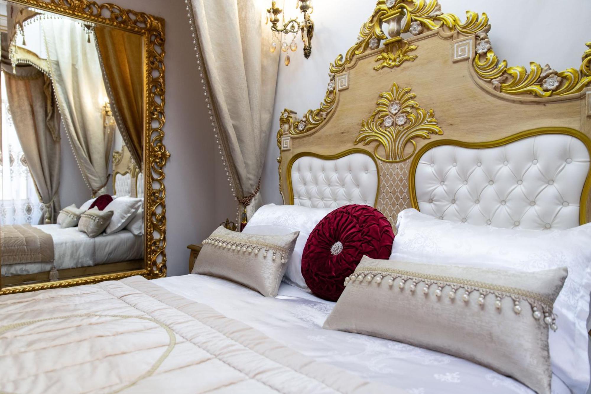 Suite Royale Maison De L'Eglise Du Couvent ナルボンヌ エクステリア 写真